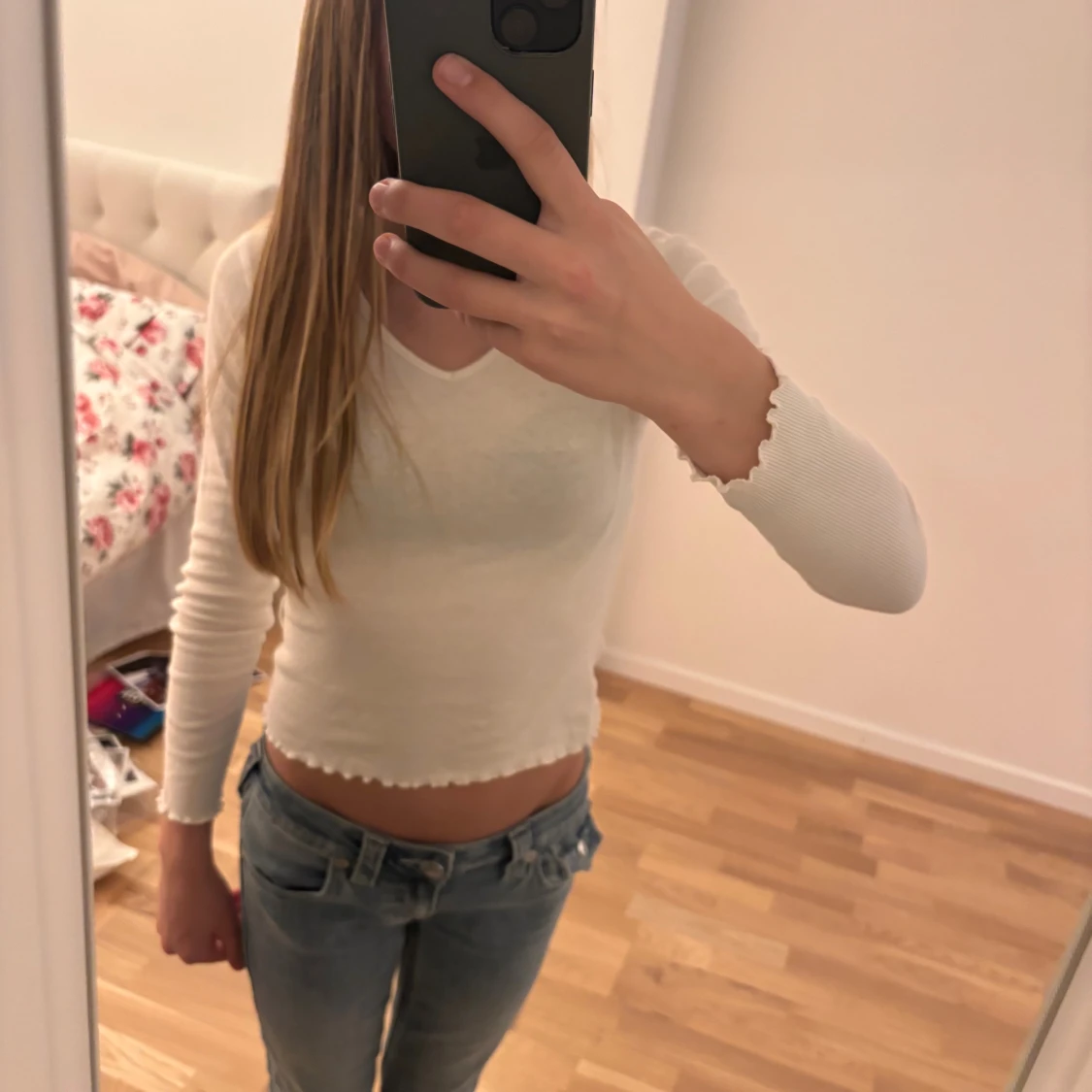 Vit ribbad långärmad topp från H&M - 1