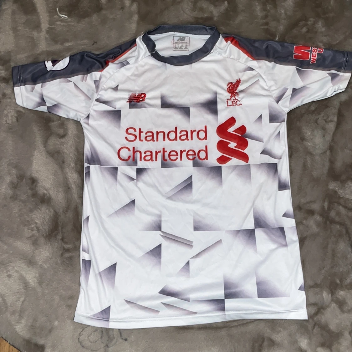 Liverpool Salah fotbollströja XS