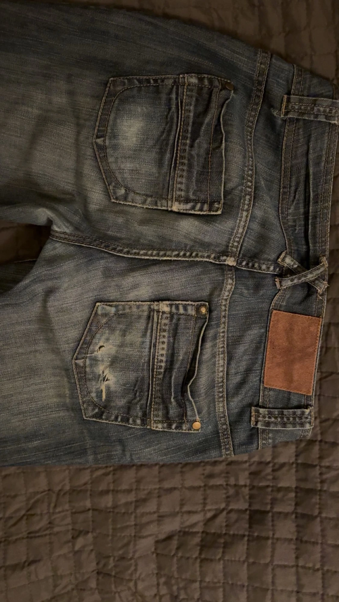 snygga lågmidjade jeans - 5