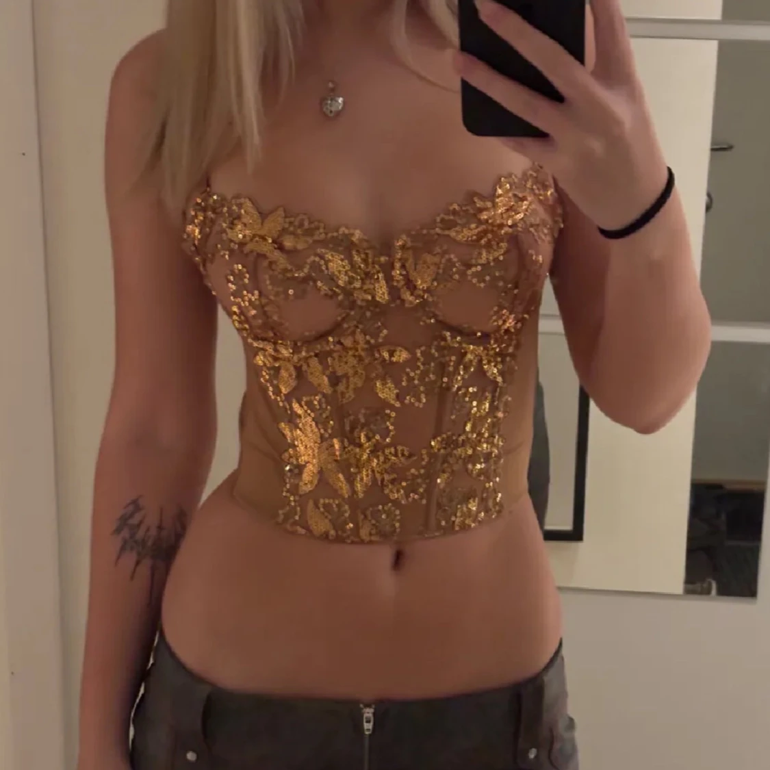 Guldig paljettkorsett med spetsdetaljer Victoria secret - 2