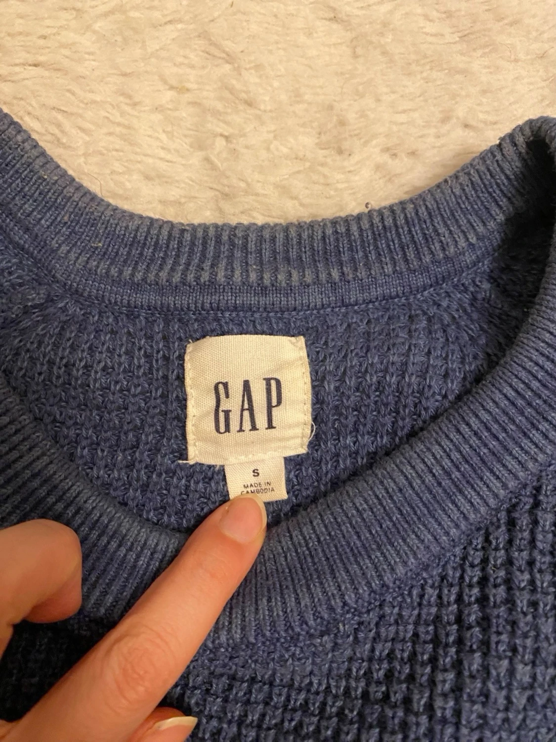 Mörkblå stickad tröja från GAP - 5