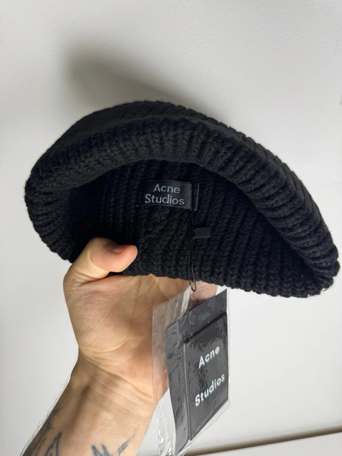 Svart stickad mössa Acne Studios - 2