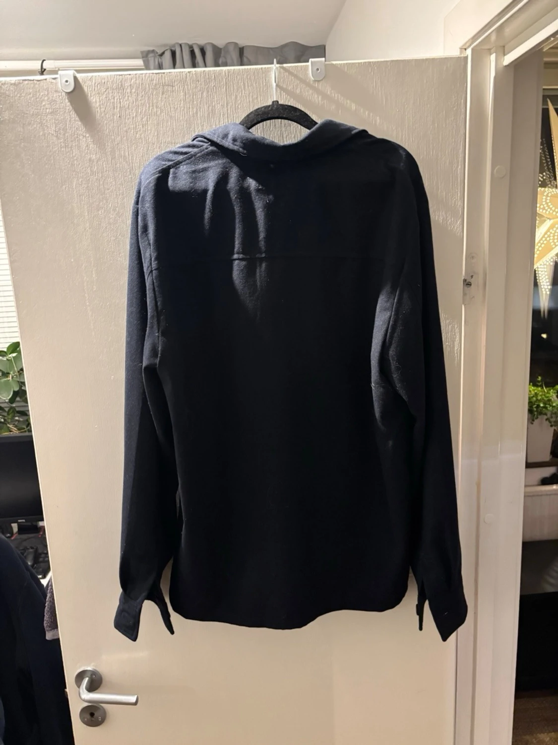 Svart overshirt från Riley - 1