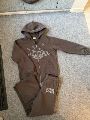 Broken Planet baggy brown tracksuit - Hoodie + pants, size M fits L too
