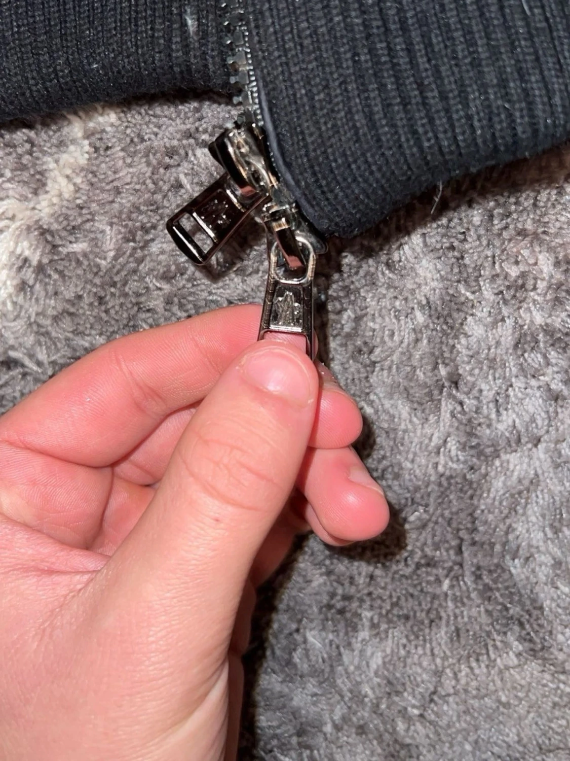 Svart hoodie från Moncler med huva - 4