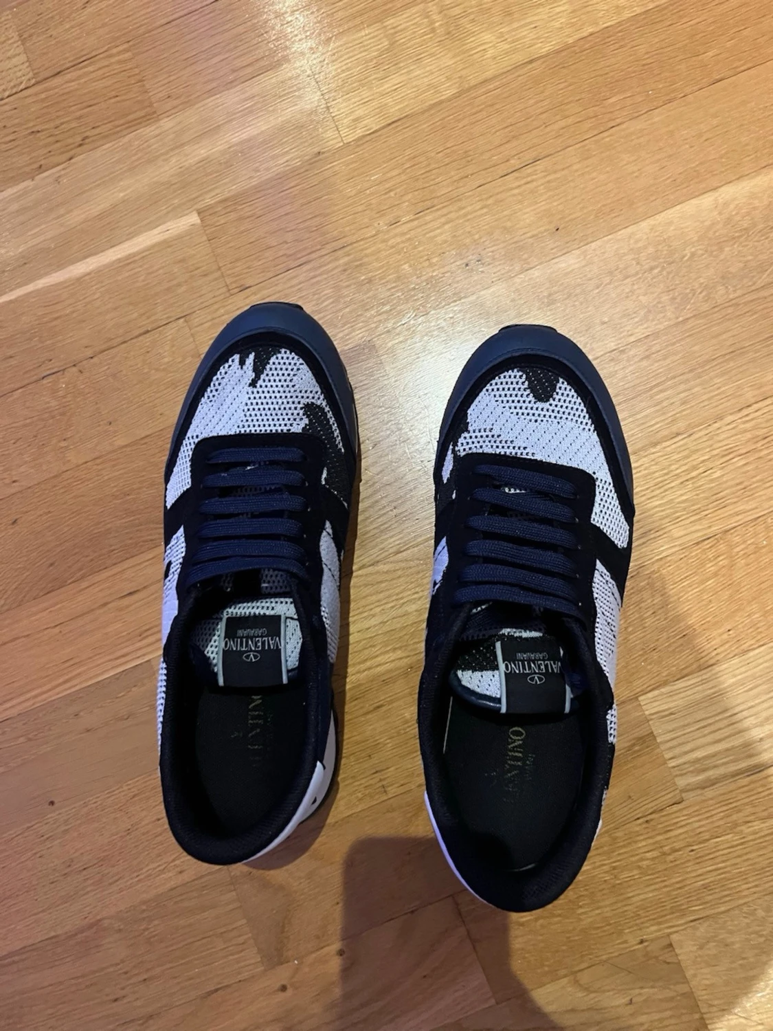 Valentino Garavani sneakers svart/vit - 1