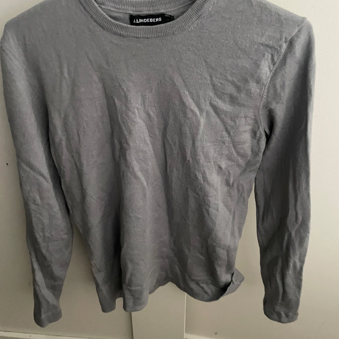 Grå långärmad tröja från J.Lindeberg