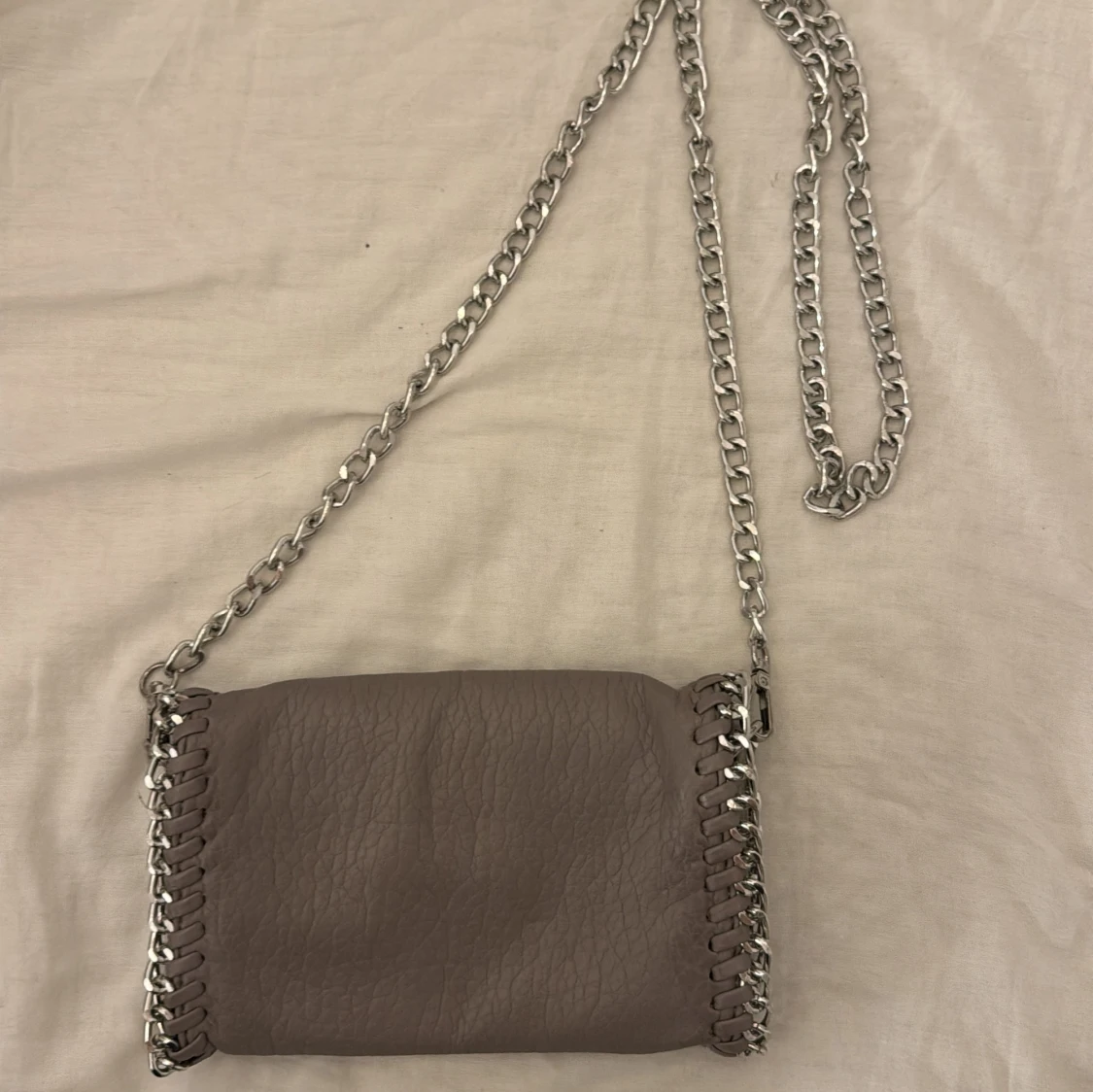 Grå tiamo väska  - 1