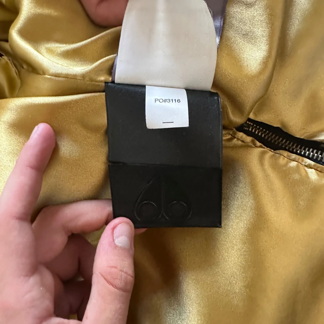 Svart dunjacka Moose Knuckles med päls - 4