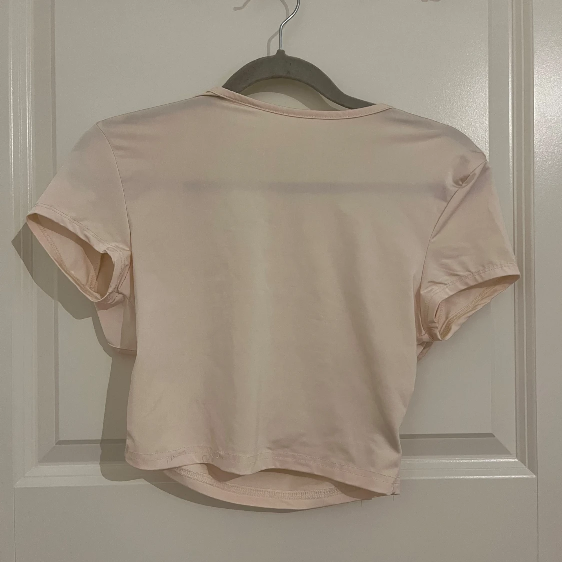 Beige rygglös topp från SHEIN