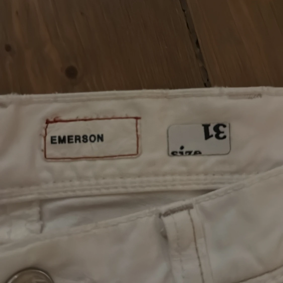 Vita jeansbyxor från ENERGIE, stl 31 - 2