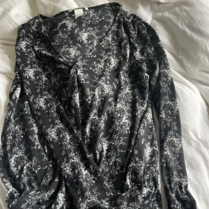 Blus - En mönstring och fin blus från HM! 🥰