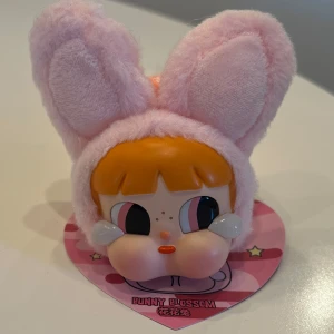 Crybaby Powerpuff Girls - Bunny Blossom - Pop Mart CRYBABY x Powerpuff Girls Series Bunny Blossom Vinyl Face Plush