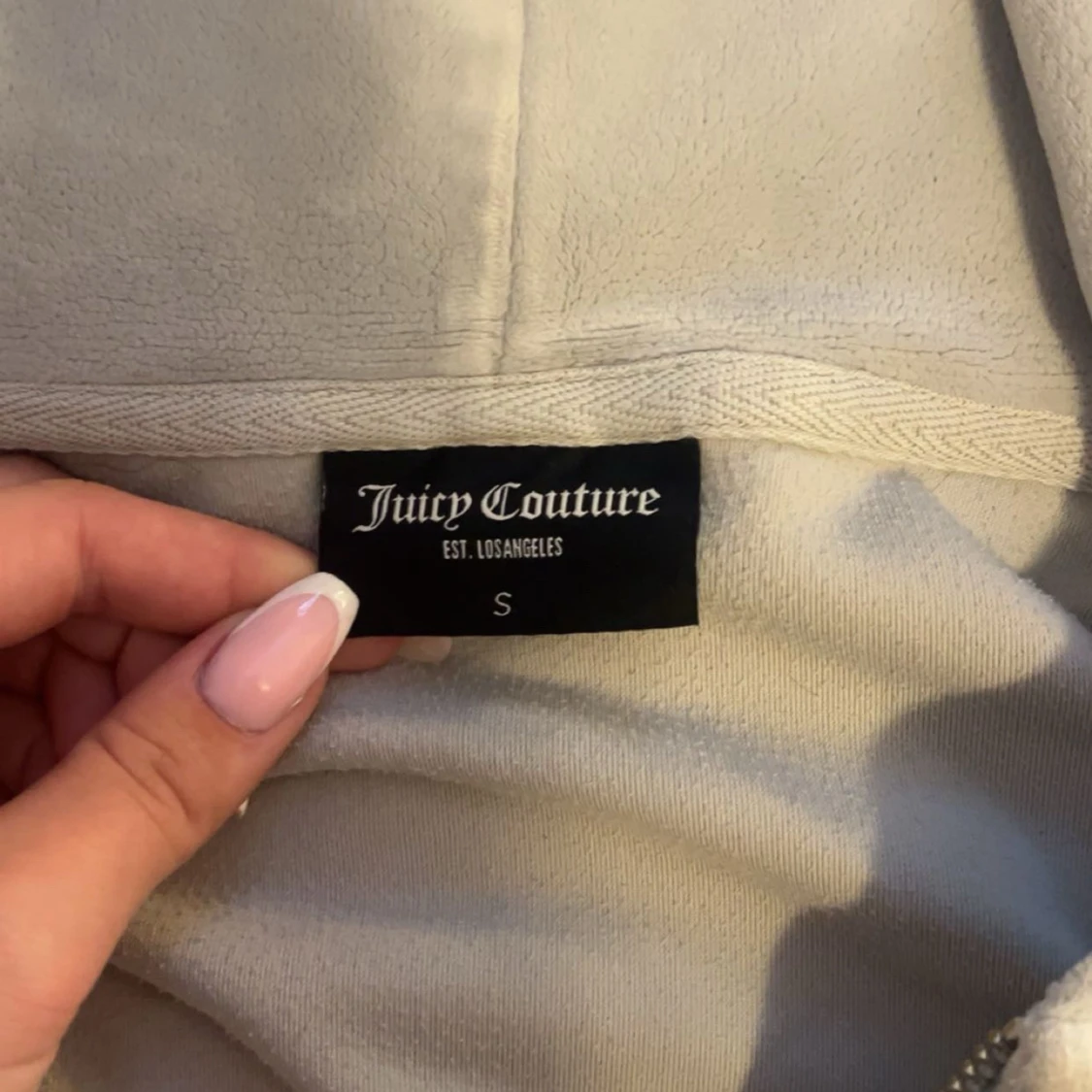 Ljusblå kofta och byxor från Juicy Couture - 1