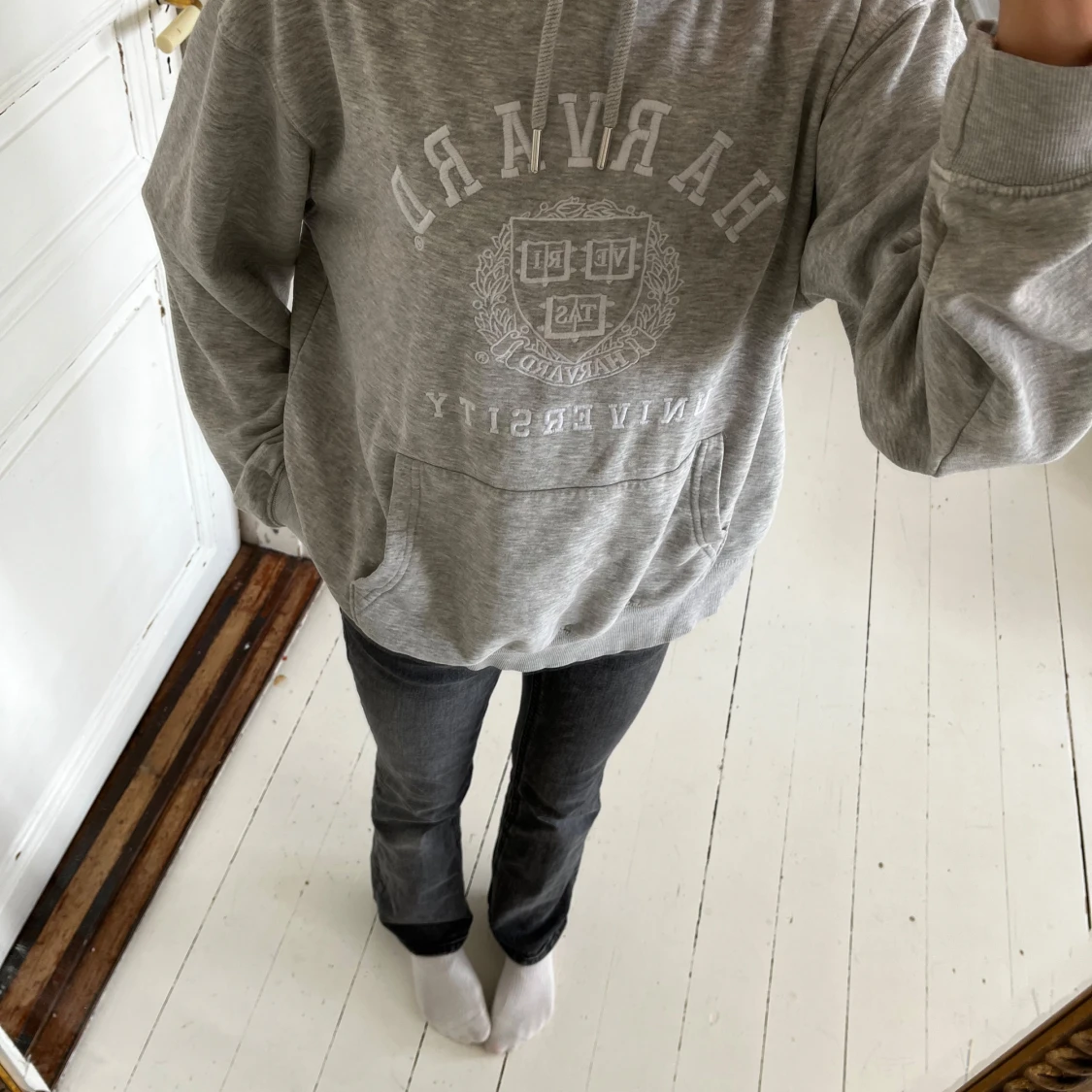 Grå Harvard hoodie från H&M XS - 1