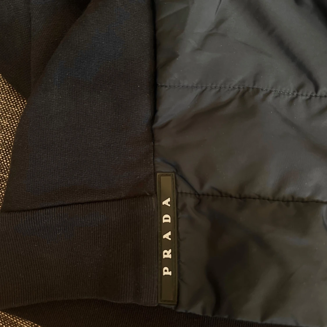 Mörkblå cardigan från Prada - 2