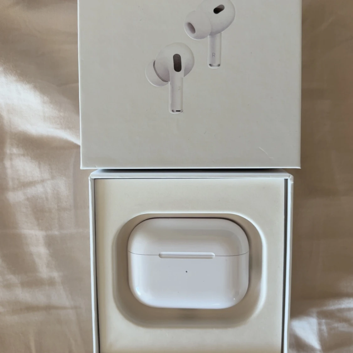 AirPods Pro (2nd generation) - 1