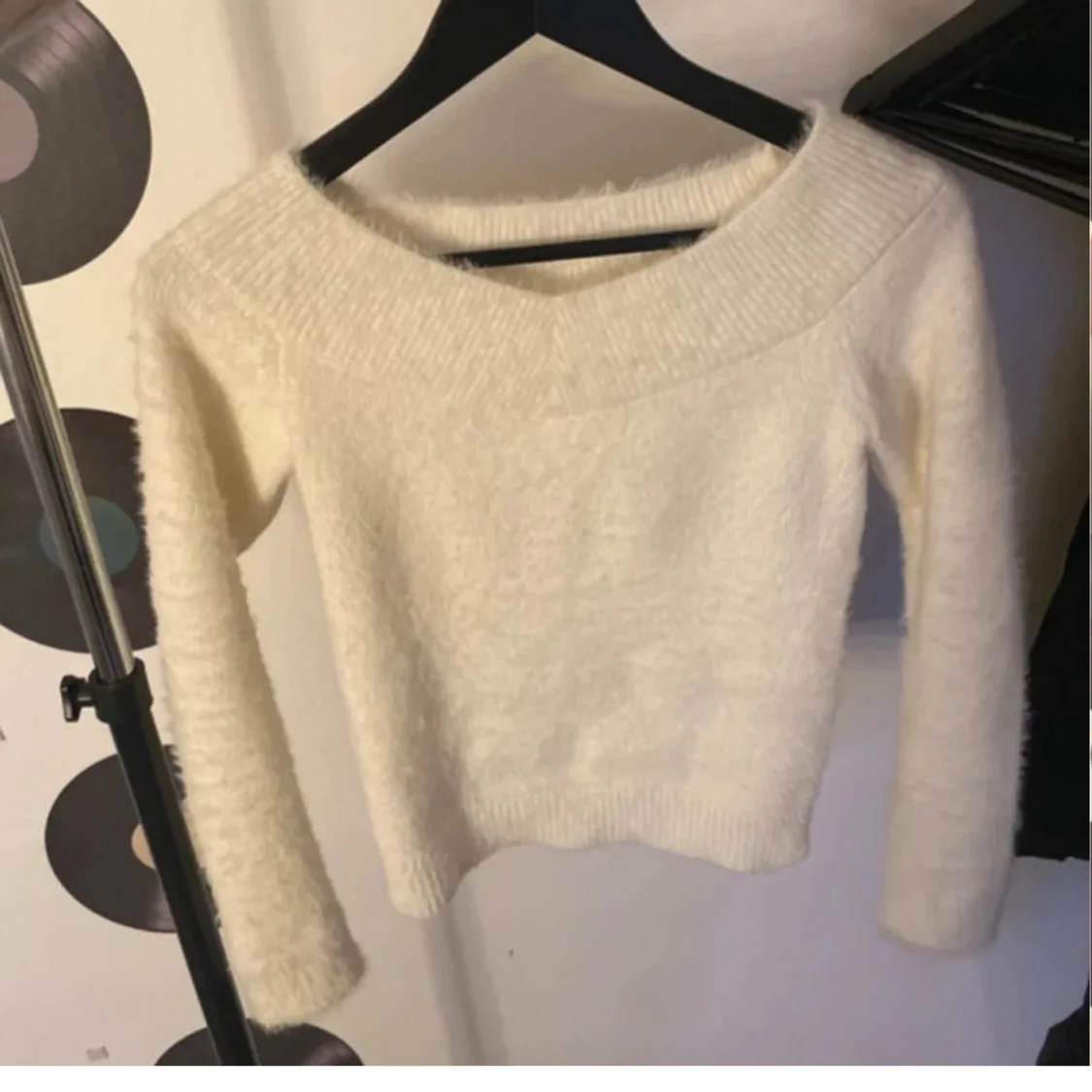 Stickad tröja🤍 - 3