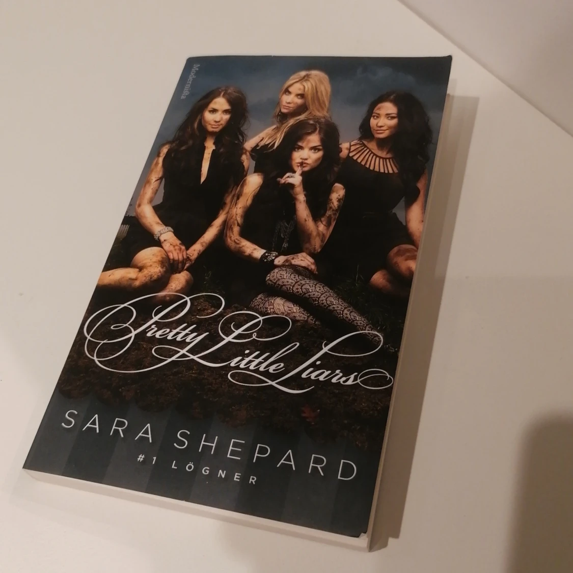 Pretty Little Liars #1 Lögner