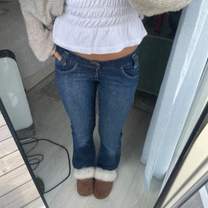 Jeans lowwaist utsvängda lågmidjade bootcut  - Jeans från Lee