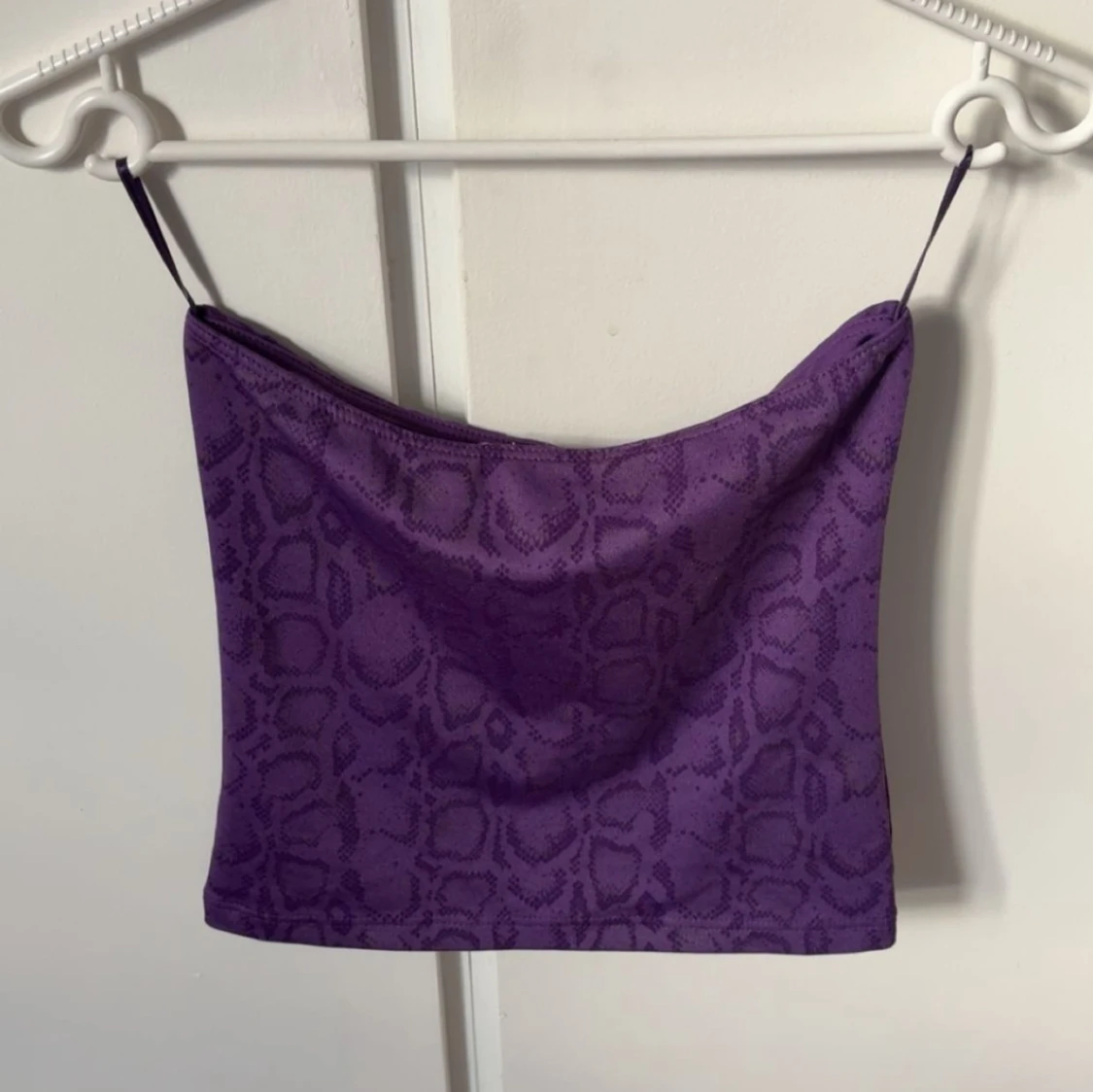 Lila tubtopp med ormmönster  - 1