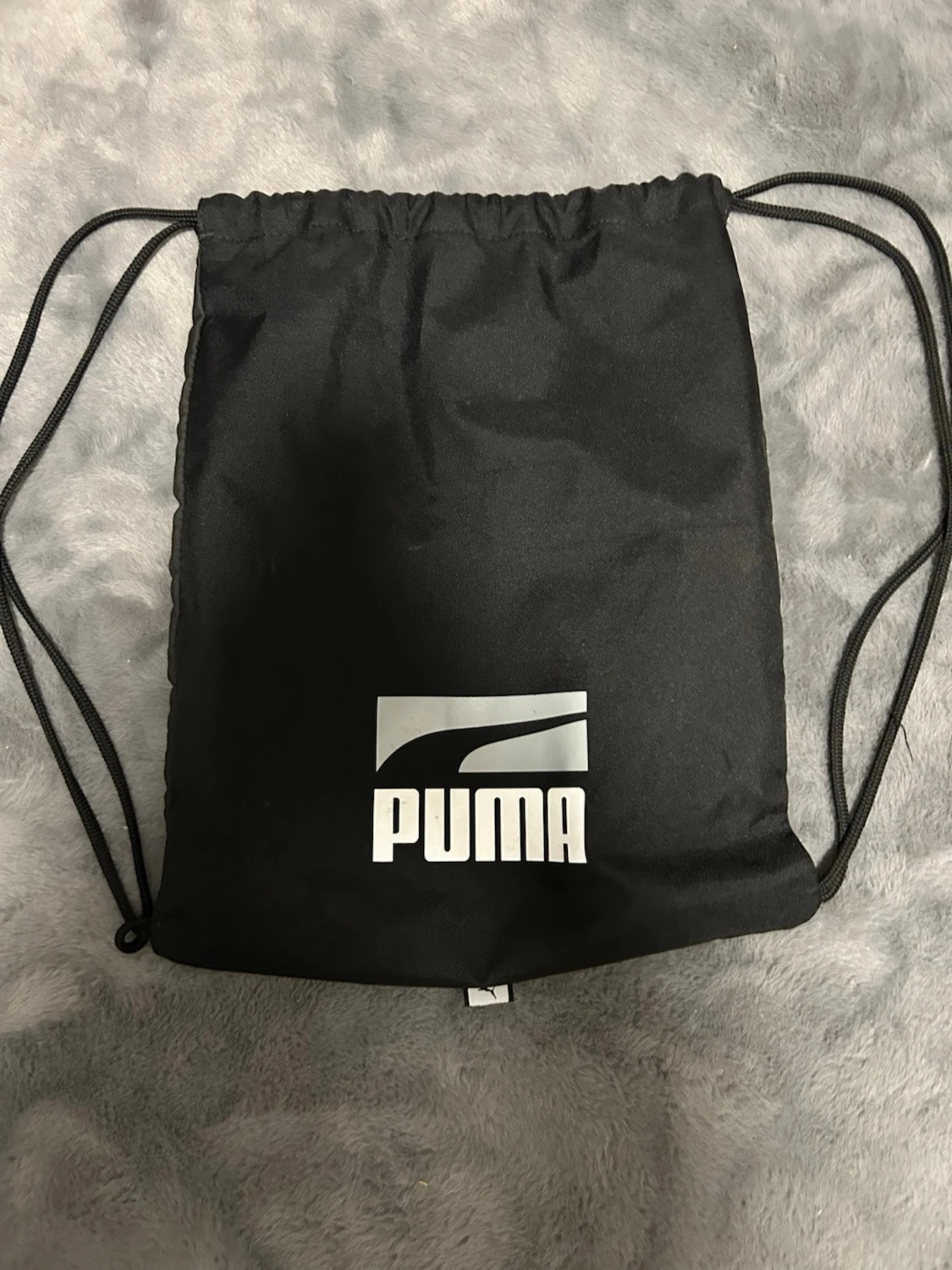 Svart väska från Puma - 2