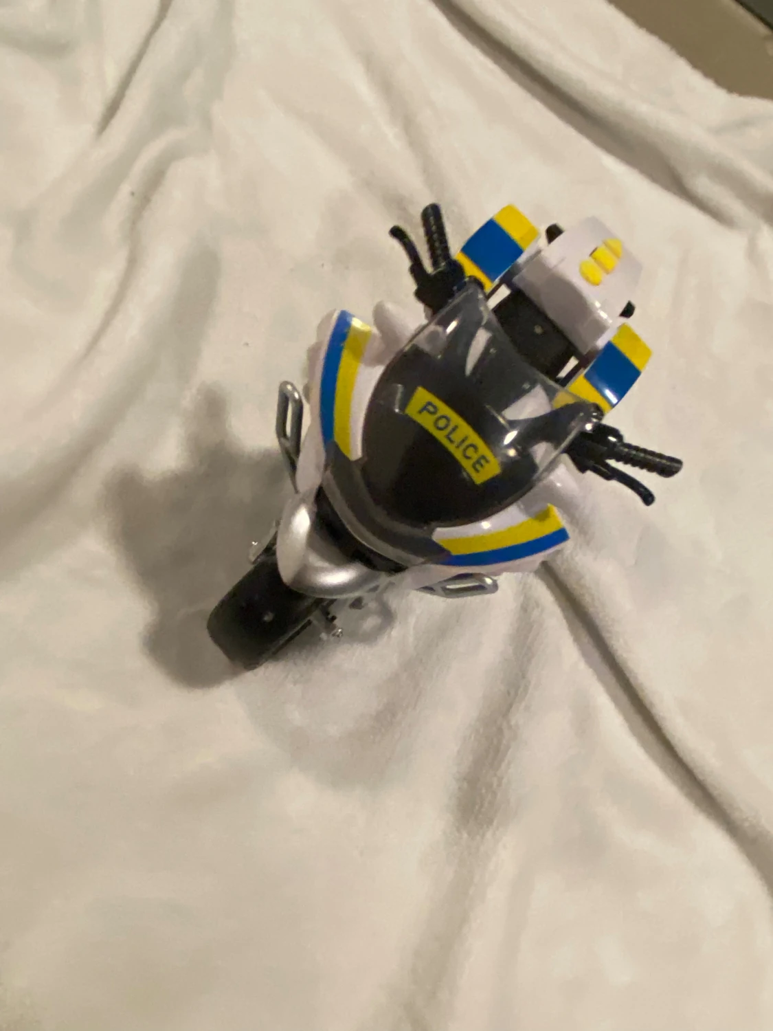 Ingen väst synlig på bilderna - 3