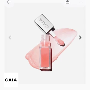 CAIA Juicy Lip Oil i rosa - Oanvänt juicy lip oil från Caia i färgen JUICY . Fick dubbletter 💖