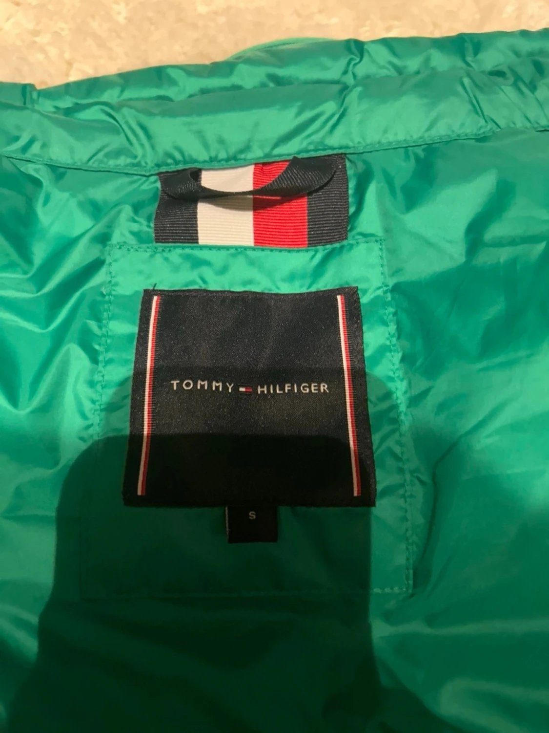 Grön dunväst från Tommy Hilfiger - 3