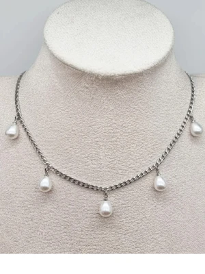 Stilfullt halsband med pärlor  - Material-rostfritt stål, kedjetjocklek-3mm 