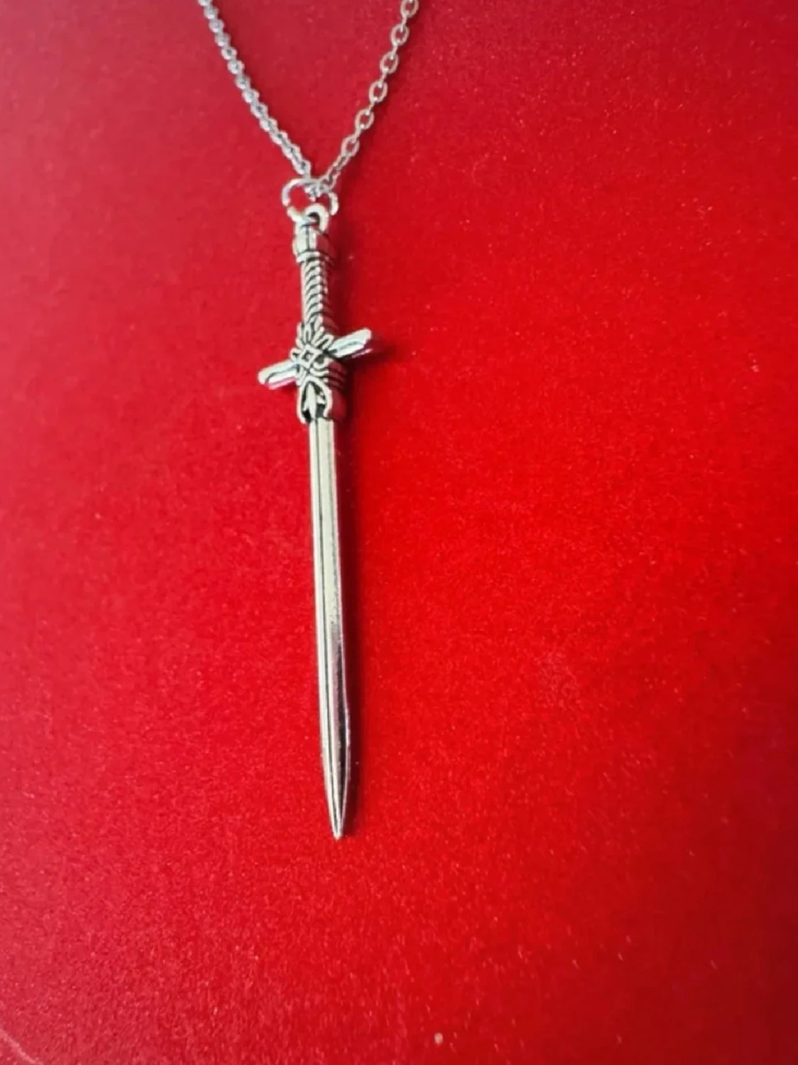 Silverhalsband svärd  - 2