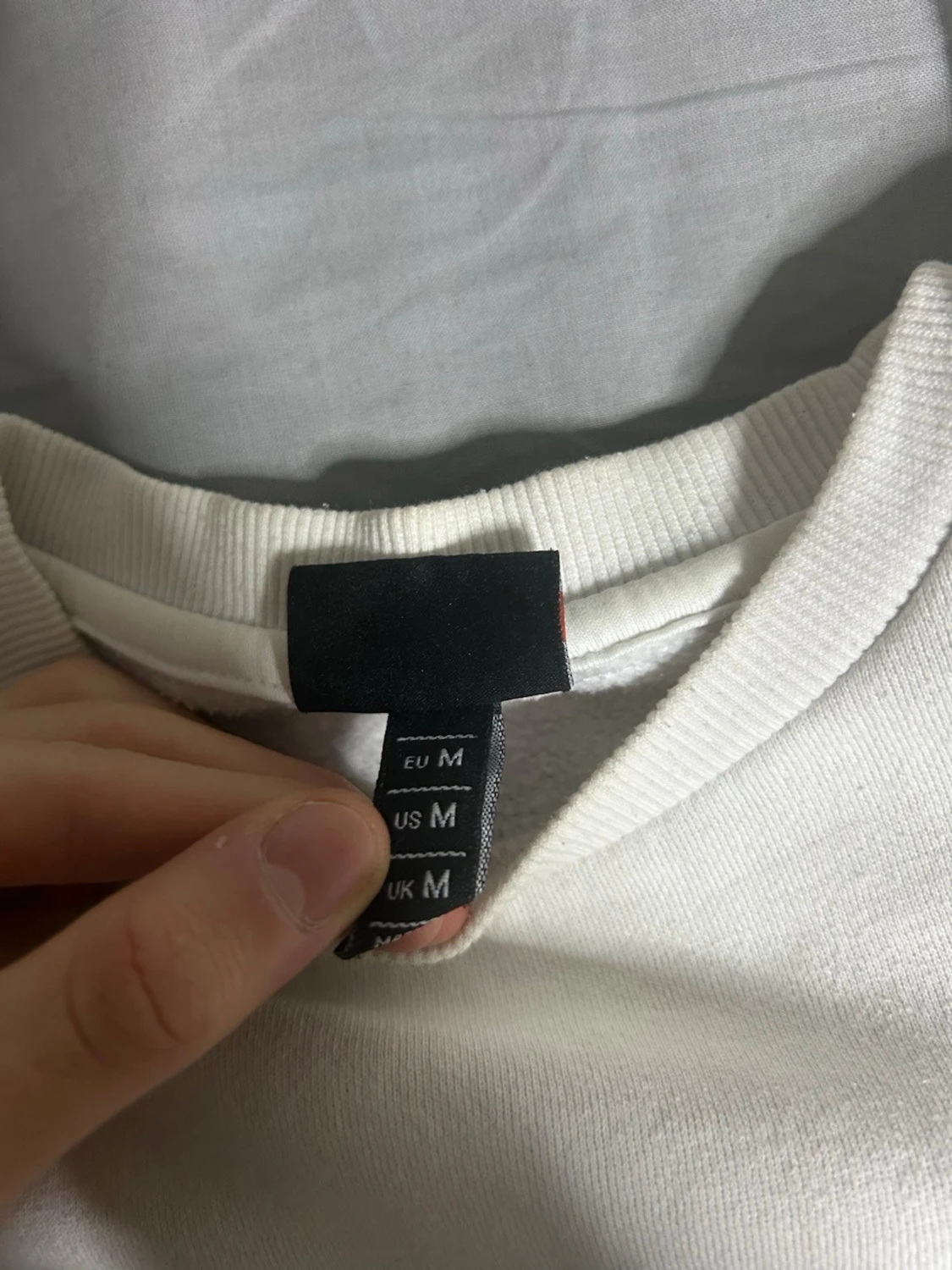 Vit sweatshirt från Ellesse, M - 2