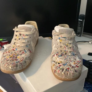 Gats 45  - Tja, säljer nu min gats i storlek 46 men de passar perfekt på 45, säljer de pga att de inte kommer till användning. Hör gärna av er om ni har några frågor// Dexter 