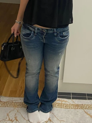 Ltb jeans - Low waist Ltb jeans i storlek  27/30. Jättebra skick!💕