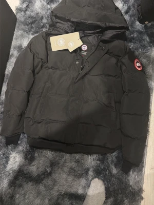 Canada Goose macmillan black  - Size M, true to size
