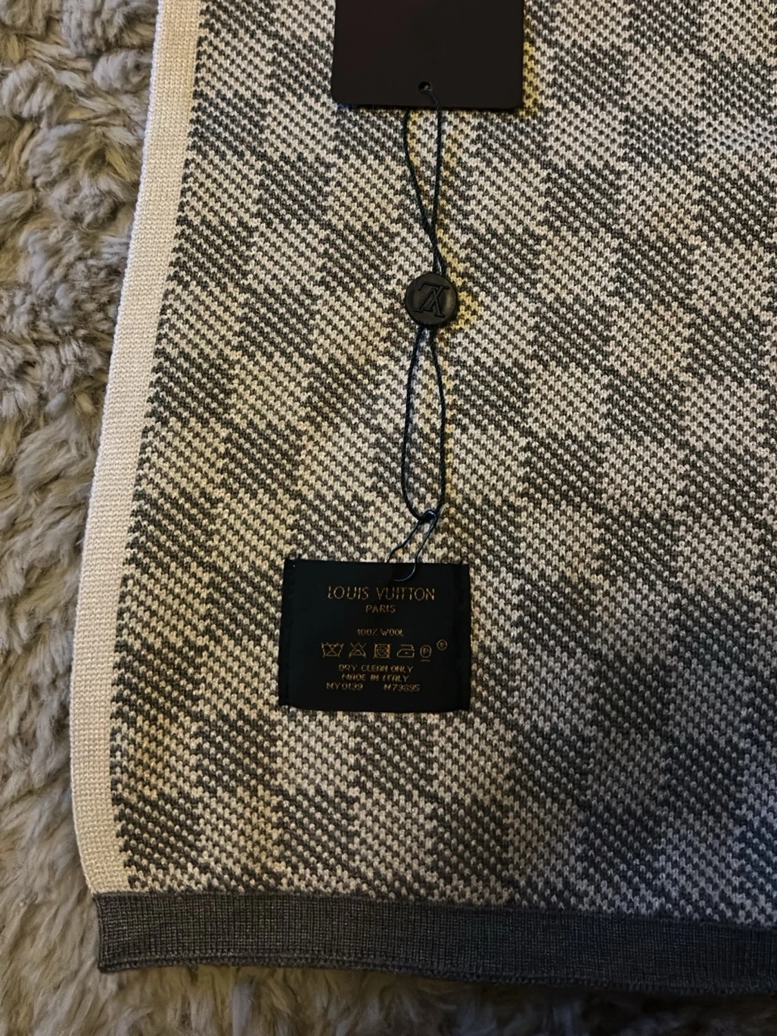 Louis vuttion halsduk  - 2