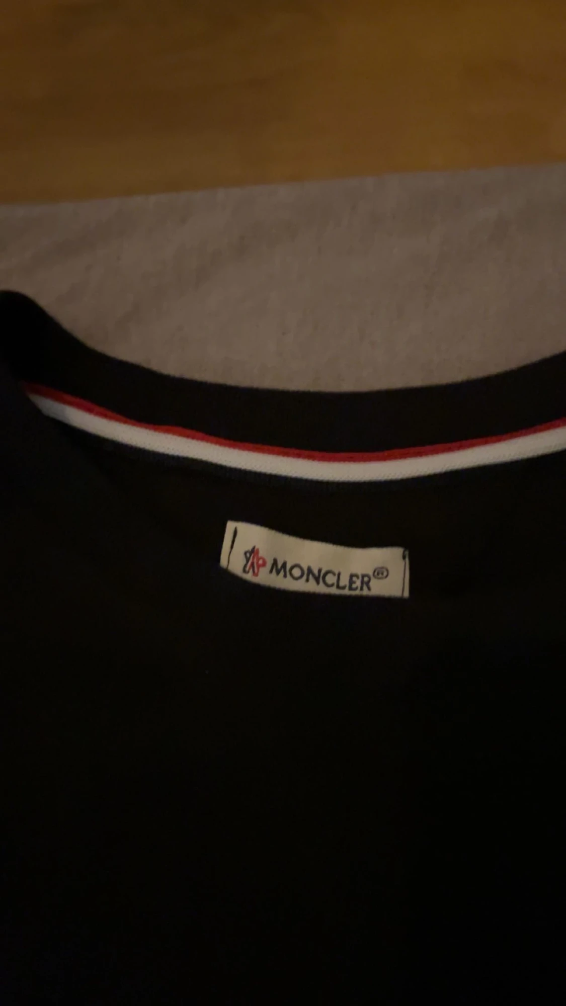 Svart långärmad tröja från Moncler - 1