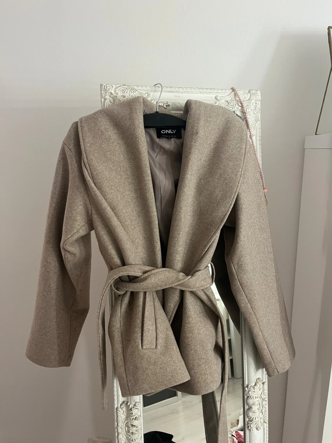 Beige omlott kappa från ONLY HELT NY - 1