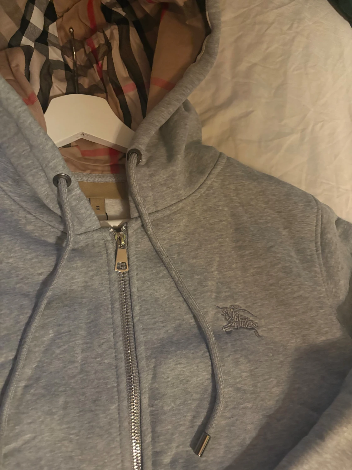 Grå Burberry hoodie - 1