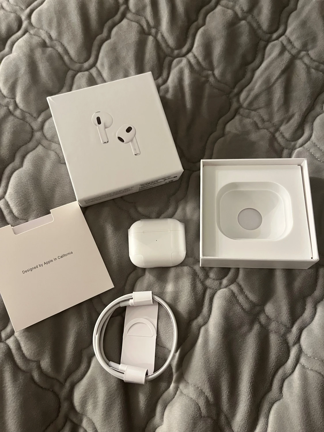 AirPods 3rd Generation med MagSafe-laddningsetui - 2