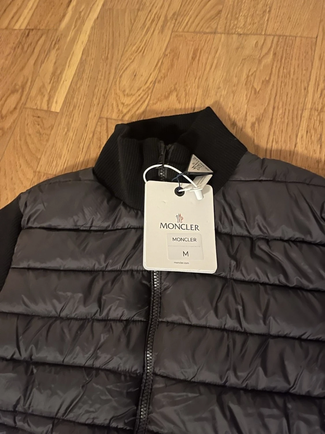 Svart pufferjacka från Moncler M - 2