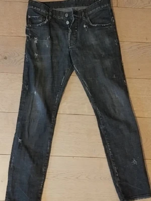 Dsquared jeans - Svarta dsq jeans slim/skinny fit