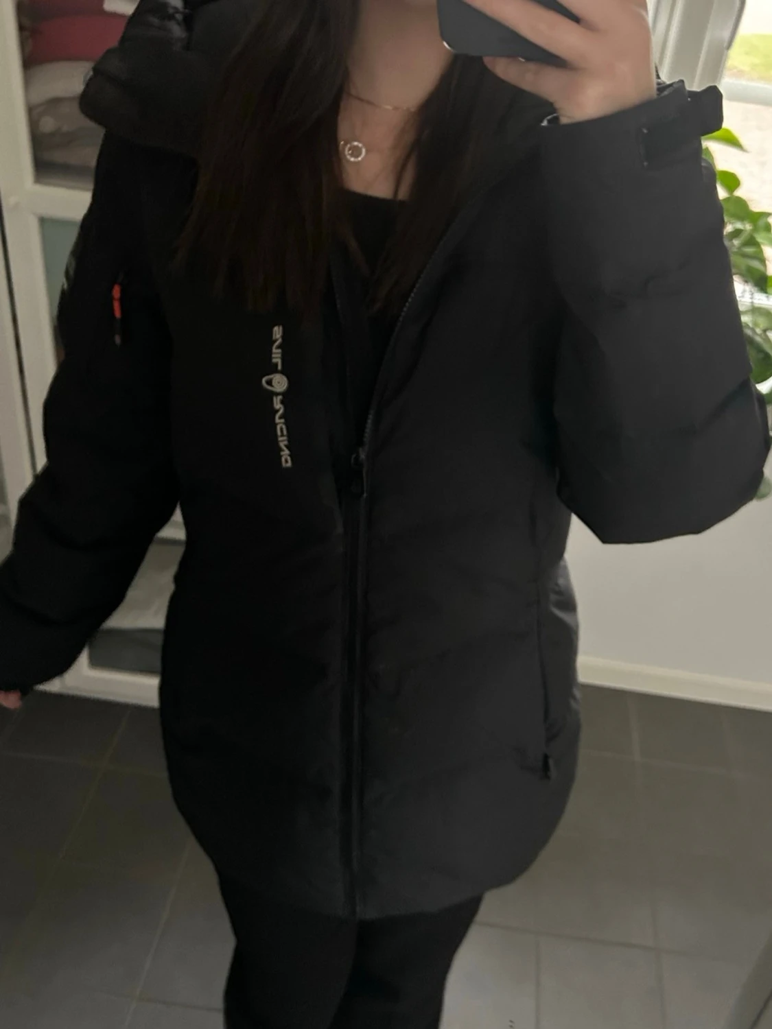 Svart sail racing pufferjacka 