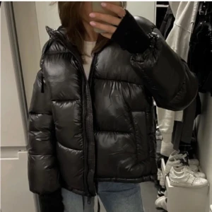 Vinterjacka - snyggaste vinterjackan från H&M i nyskick💓