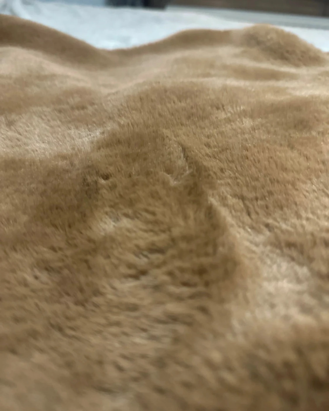 Brun pälsjacka från Gina Tricot - 4