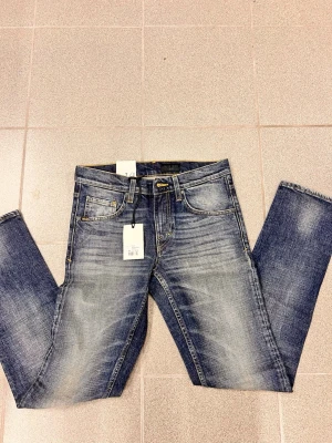 Tiger of Sweden blå jeans W29 L32 - Helt nya tiger of Sweden jeans med ord pris 1200kr