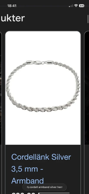 Cordellänk silver armband  - Snyggt cordellänk armband i silverfärgad metall med tvinnad design och smidig karbinlås. Länken är 3,5 mm bred och har en stilren, klassisk look som passar perfekt till din outfit. Perfekt accessoar för dig som gillar minimalistiska detaljer.