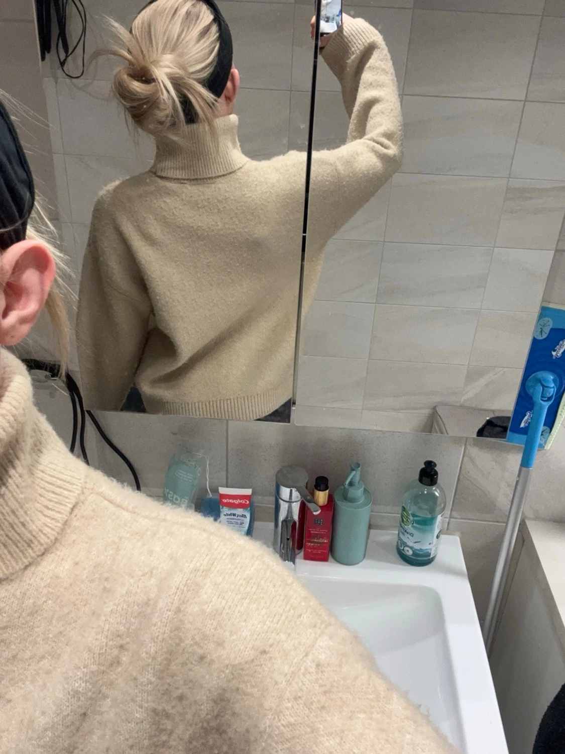 Stickad Begie polotröja  - 2