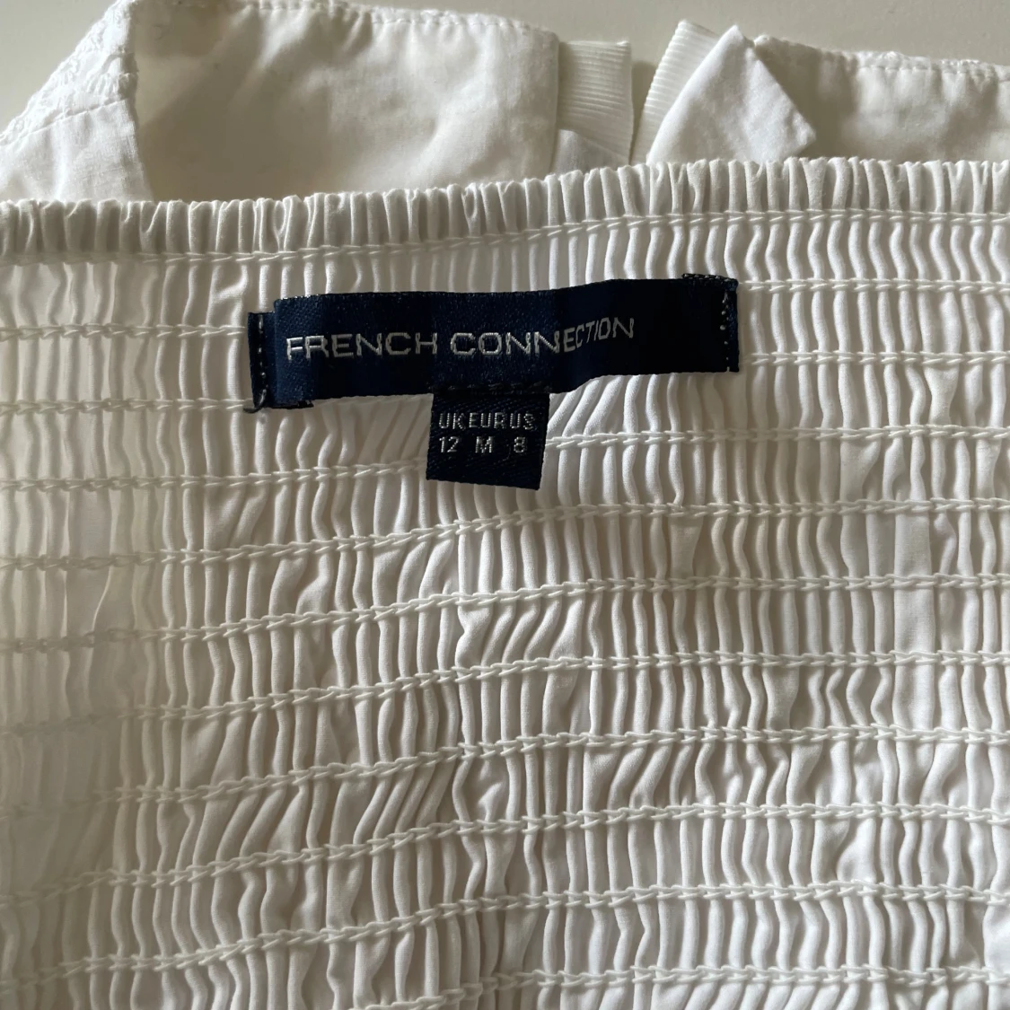 Vit broderad korsett från French Connection - 3