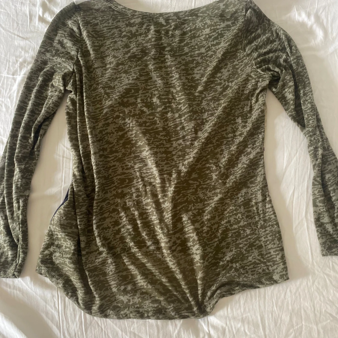 Grön långärmad topp från Liberty woman.  - 4